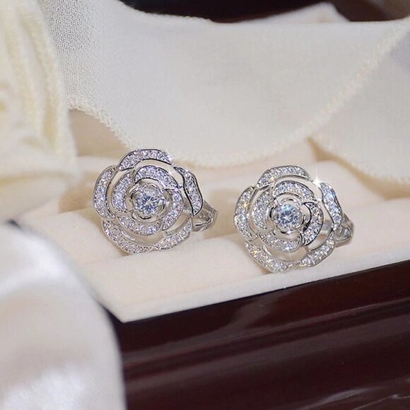 🔥 Gold Plated Diamond CZ Elegant Rose Flower Stud Earrings Women, HA4509 - Picture 2 of 4